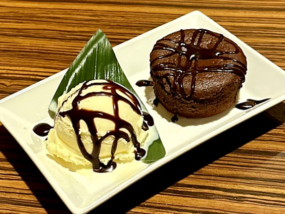 とろける濃厚食感！フォンダンショコラの作り方イメージ (1)