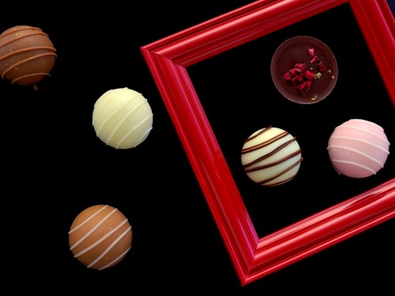 バレンタインデー用のトリュフ作り チョコレシピイメージ (2)